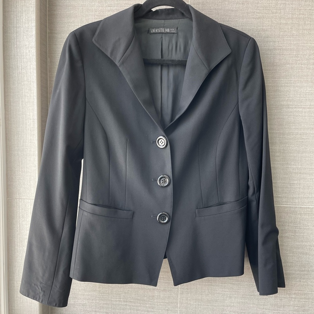 Lafayette 148 New York blazer, black size 12